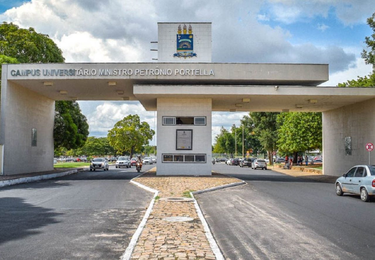 Concurso UFPI: vagas para professores com salário de até R$ 10 mil