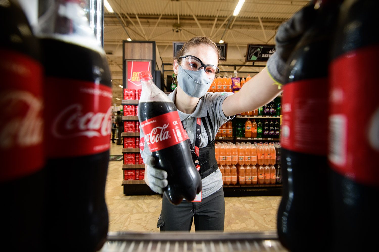 Quer trabalhar na Coca-Cola? Empresa abre 35 vagas em MG