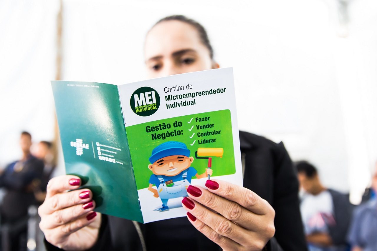 Ufal vai contratar MEIs para serviços de reparos; veja como se cadastrar!