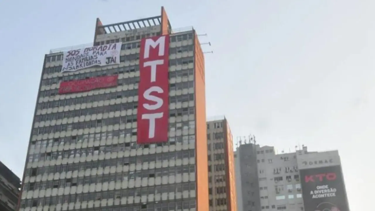 MTST gera polêmica ou ocupar prédio do INSS em Porto Alegre