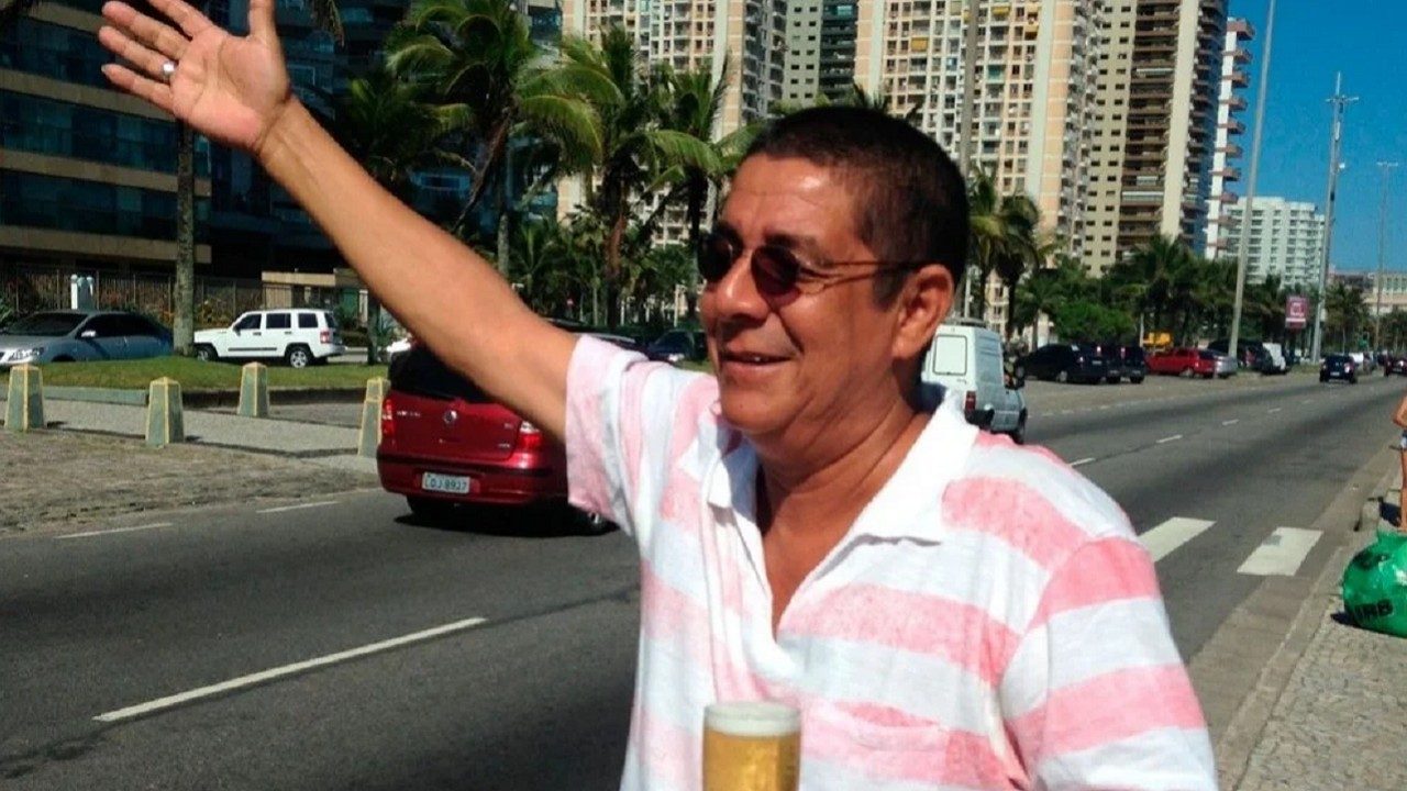 Zeca Pagodinho ao anunciar quanto ganha do INSS; "dinheirão"
