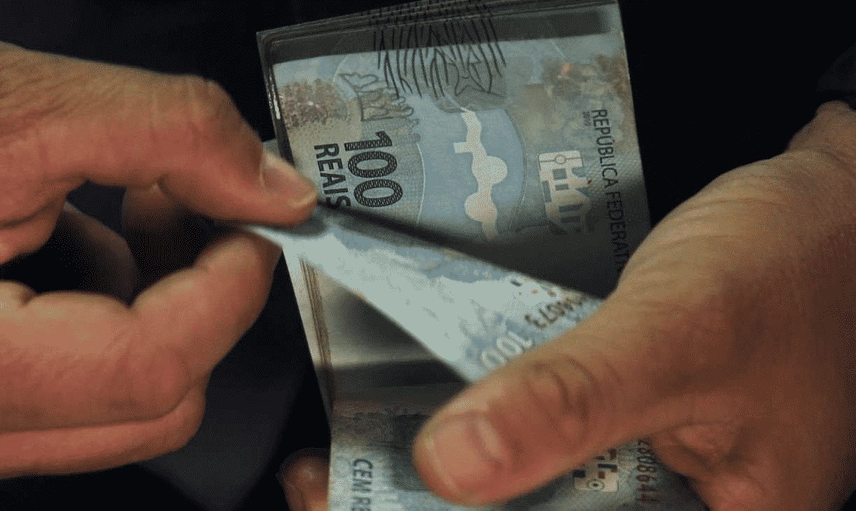 Saque Calamidade do FGTS contribui com afetados no RS