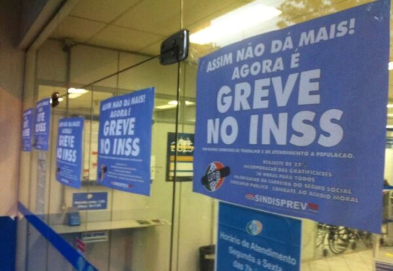 Greve dos servidores do INSS já dura 42 dias e sem previsão de término