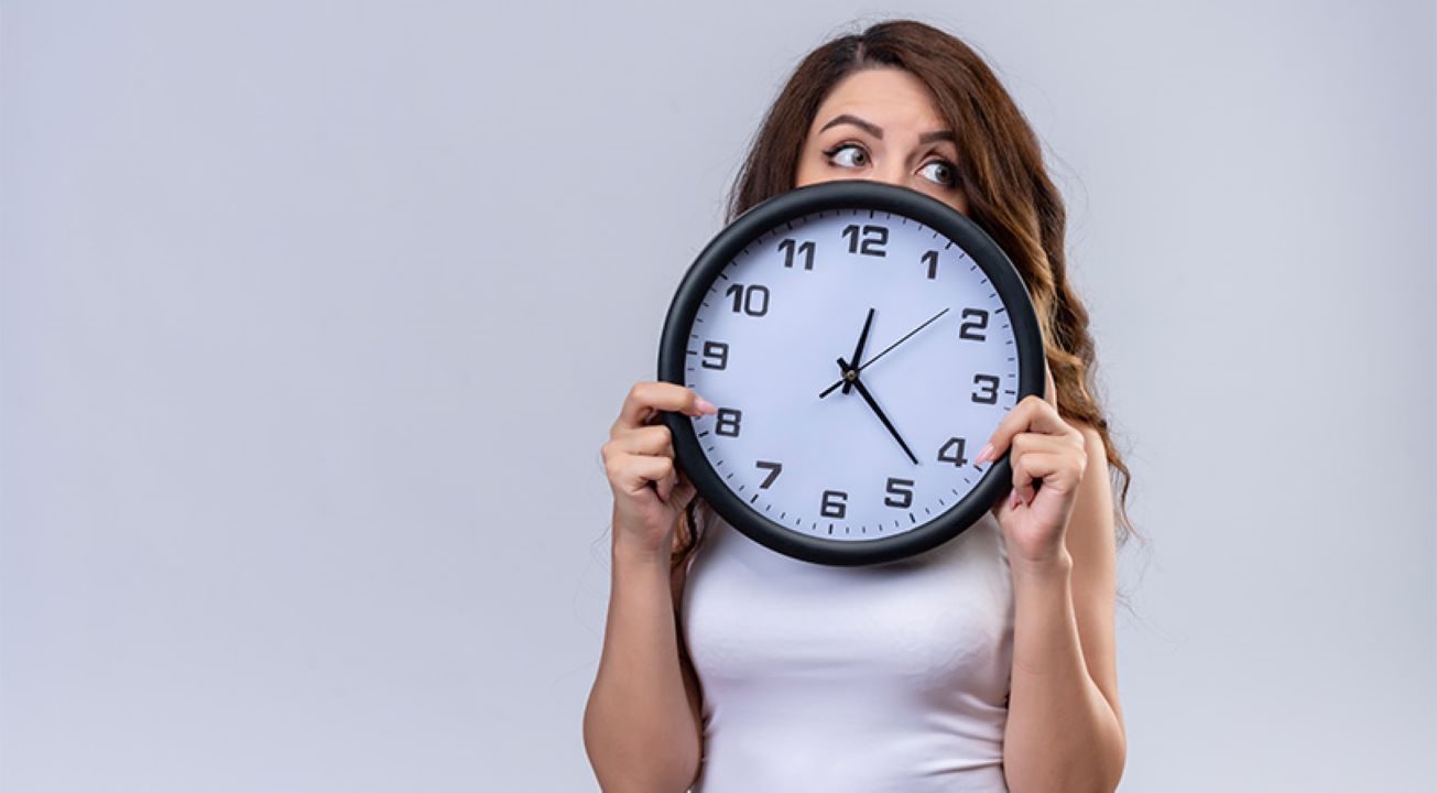 Posso dobrar o turno no trabalho? Conheça os limites impostos pela CLT