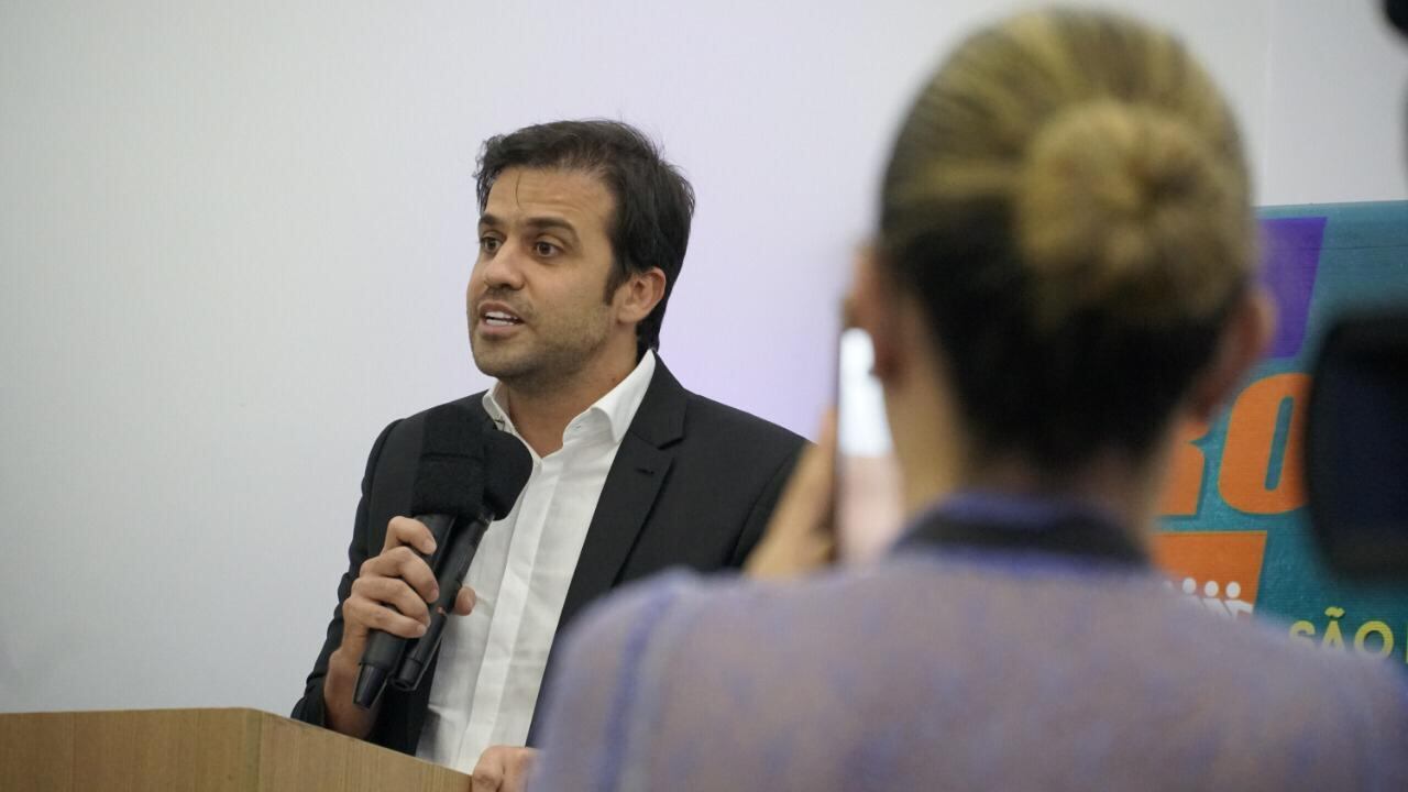 Em São Paulo, candidato chama usuários do Bolsa Família de "desempregados profissionais"