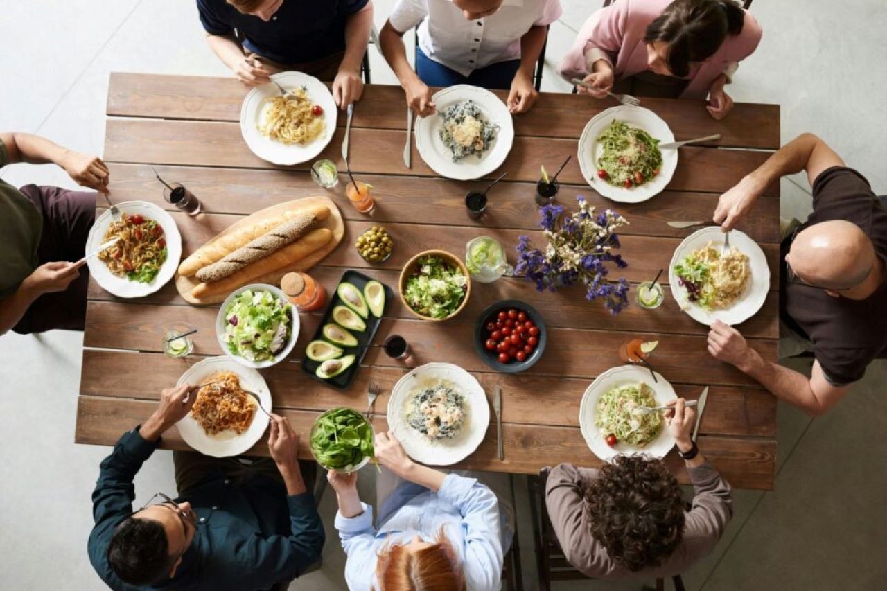 Trabalho ininterrupto? Saiba as multas por não conceder a hora de almoço
