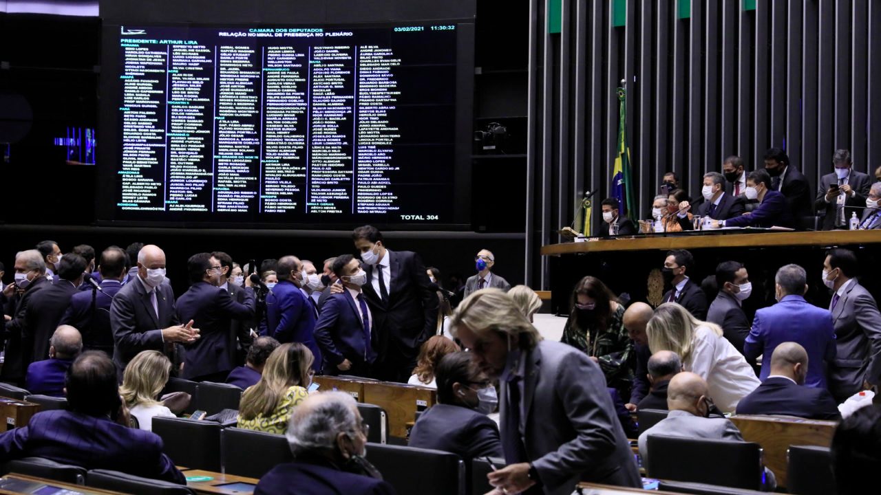 Câmara aprova pacote que pode mexer no seu imposto de renda