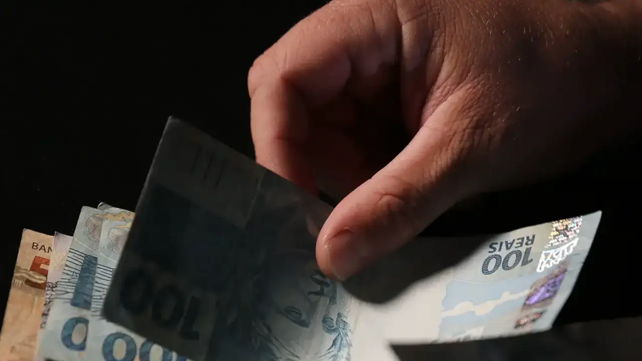 Pagamento de março traz novo salário mínimo; veja valores