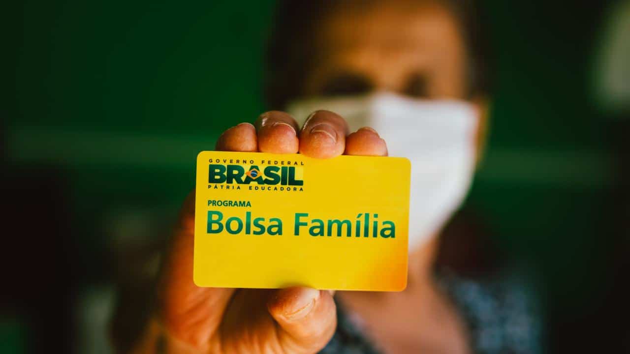 Câmara discute bloquear Bolsa Família de quem recusar acolhimento