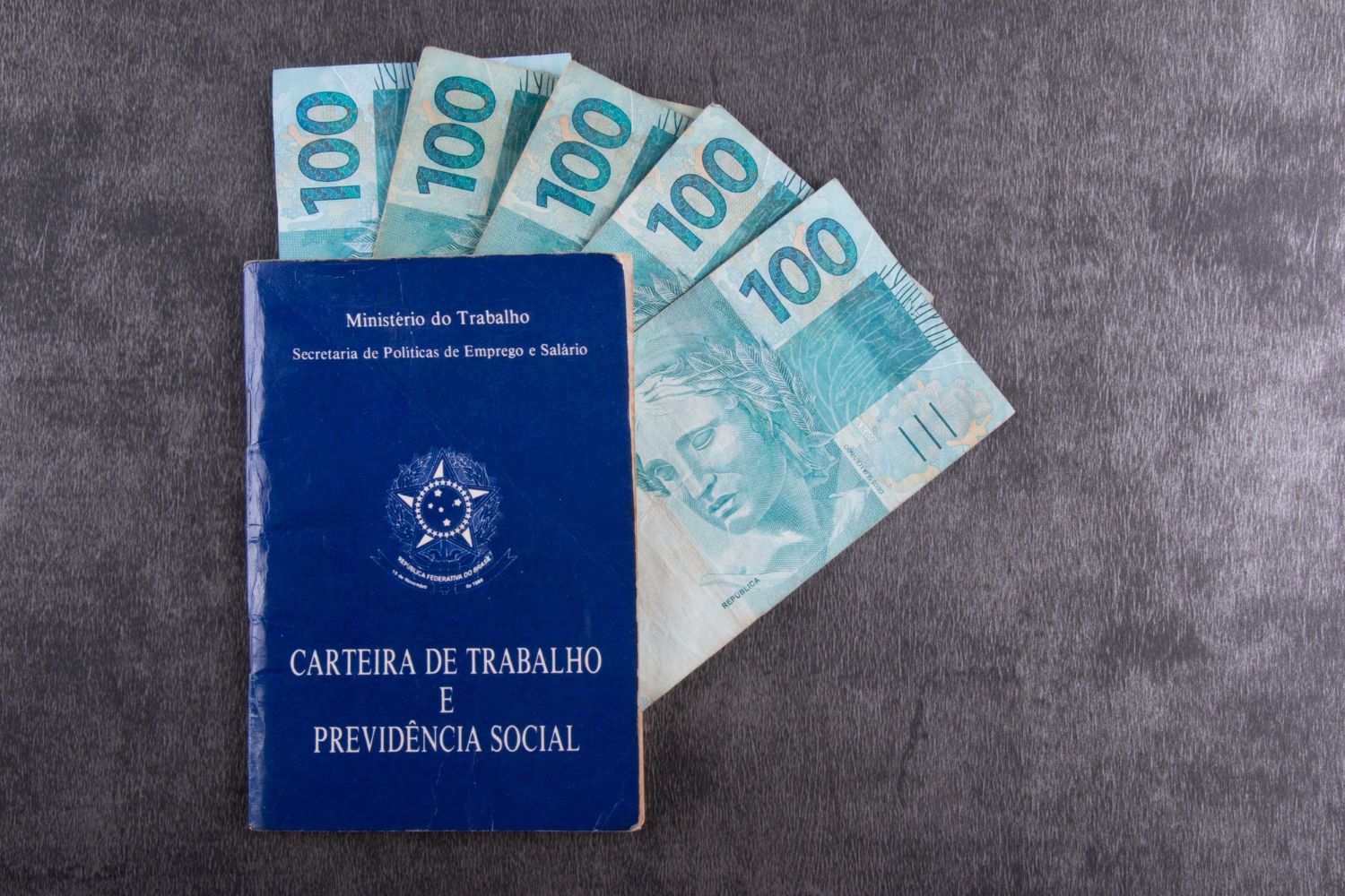 Falta de depósito do FGTS pode dar direito à rescisão indireta; entenda as regras
