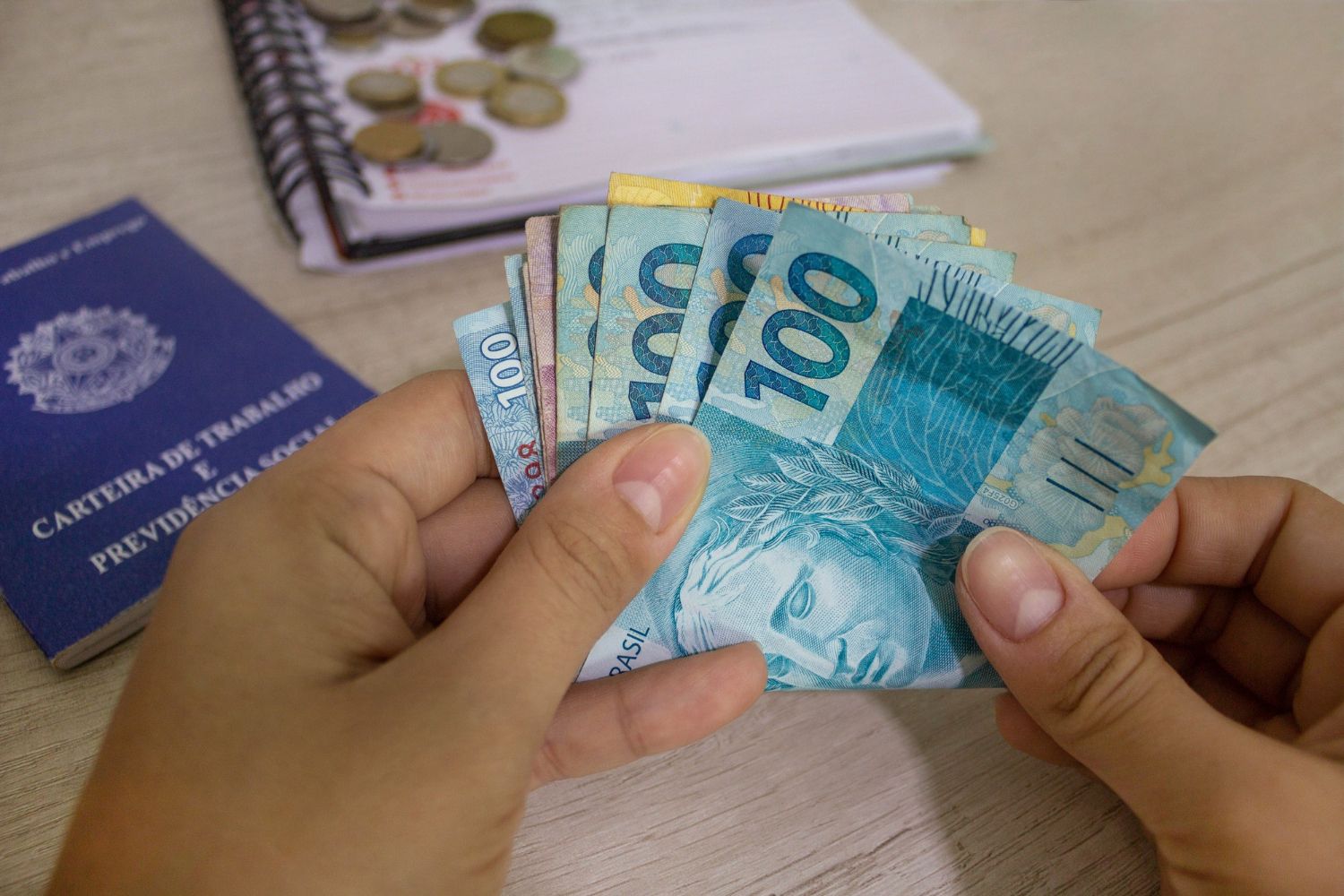 Regras do 13º salário: veja quem recebe, como calcular e os prazos de pagamento