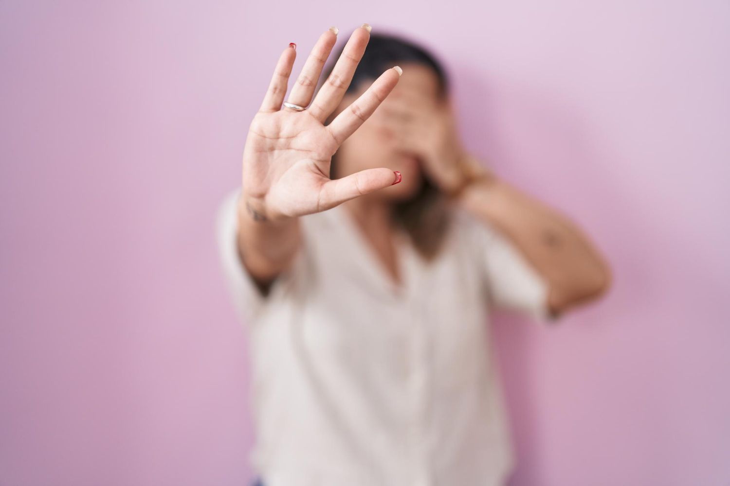 INSS pagará benefício a mulheres afastadas do trabalho por violência doméstica